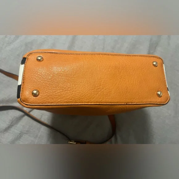 Awesome, NWOT Tan with Cow Decor Handle is a UnBranded Shoulder Bag/Cross Body. - Picture 9 of 16